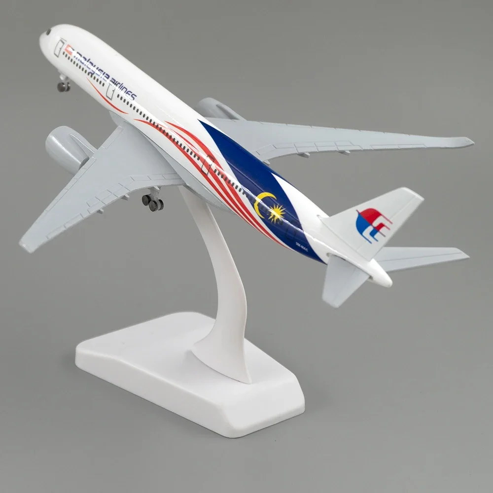 20cm Aircraft Airbus Malaysia  - огляд і ціна Kids Toys Malaysia